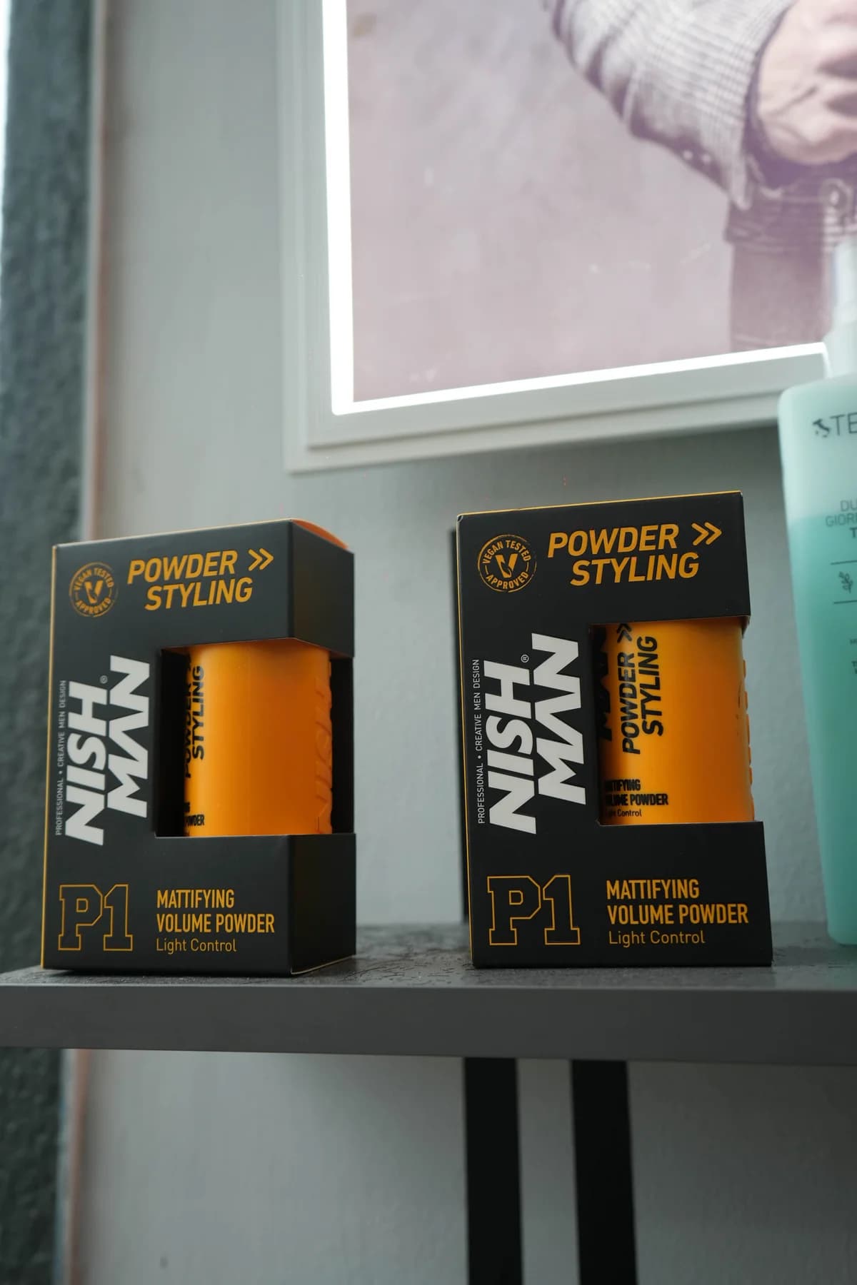 Polvos de peinado Nishman Powder Styling en La Barbiére